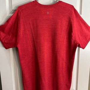 Mens Lululemon Red T shirt